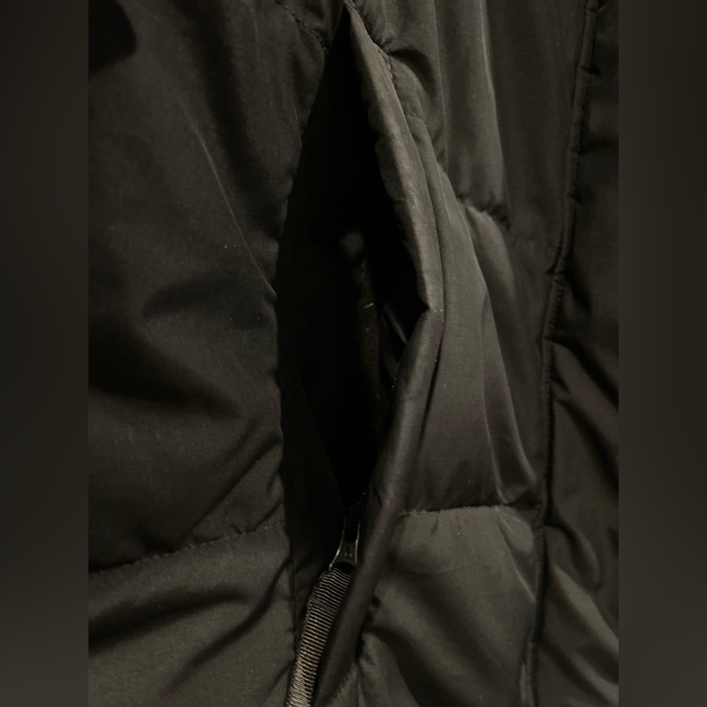 L.L. Bean Kids Black Down Jacket hooded size S - Picture 13 of 17